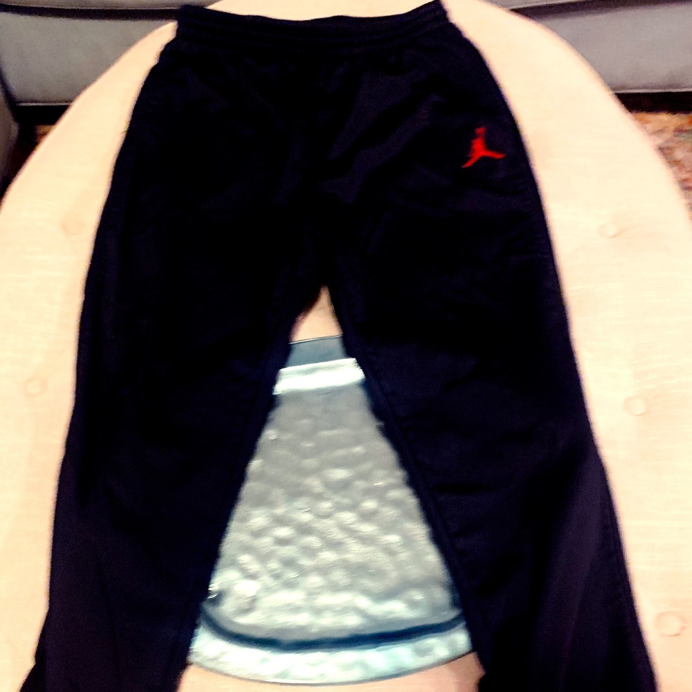 JORDAN Joggers Boys/ Youth XL